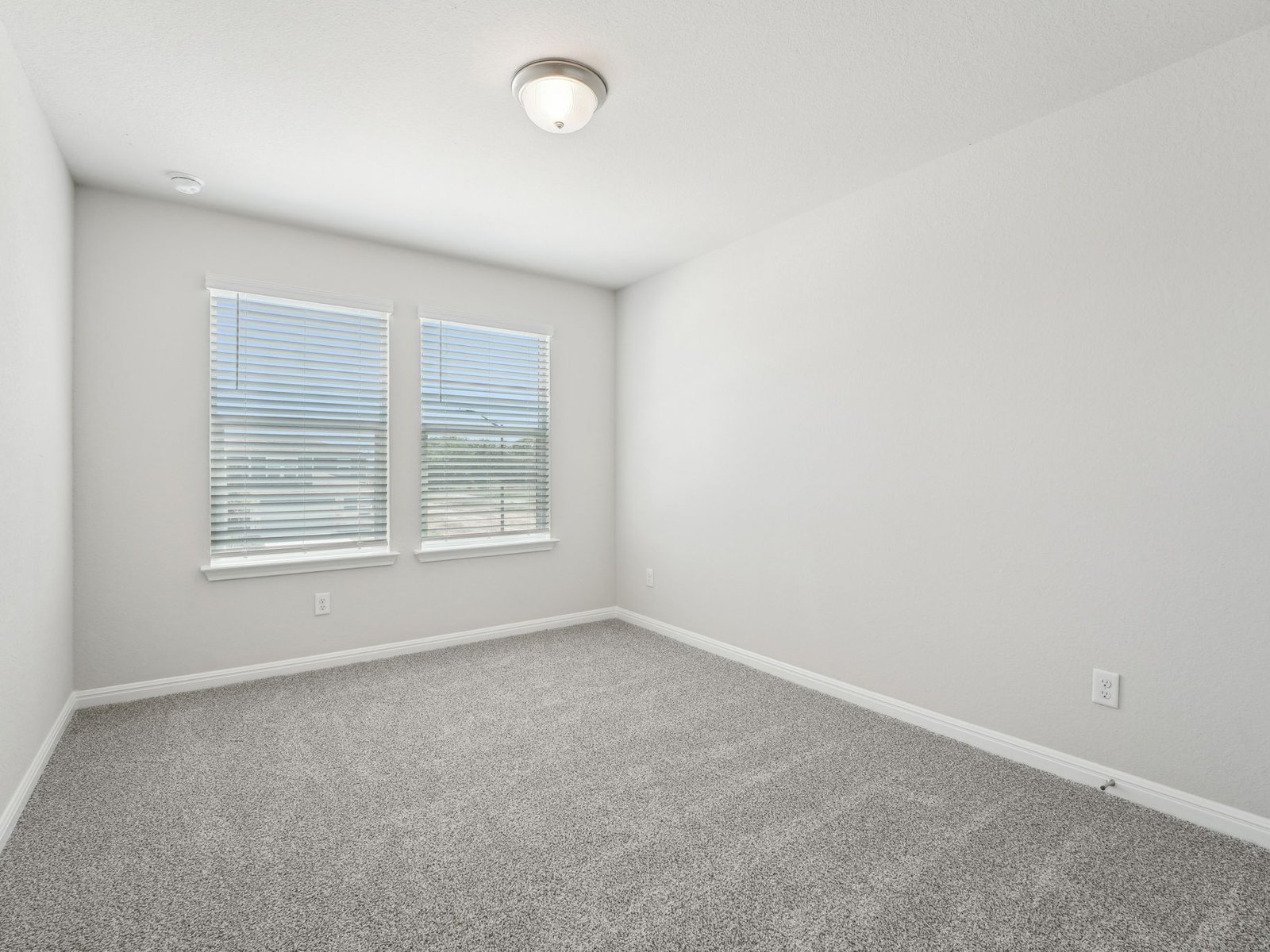 165 Calcite Road, Unit 2 Kyle, TX 78640 - Photo 14 of 17 an empty room with a window
