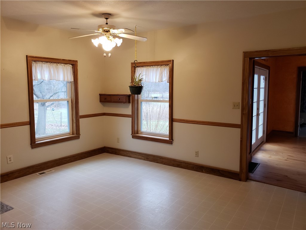 2163 Dock Road Madison, OH 44057 - Photo 16 of 35 alt view of eat-in kitchen