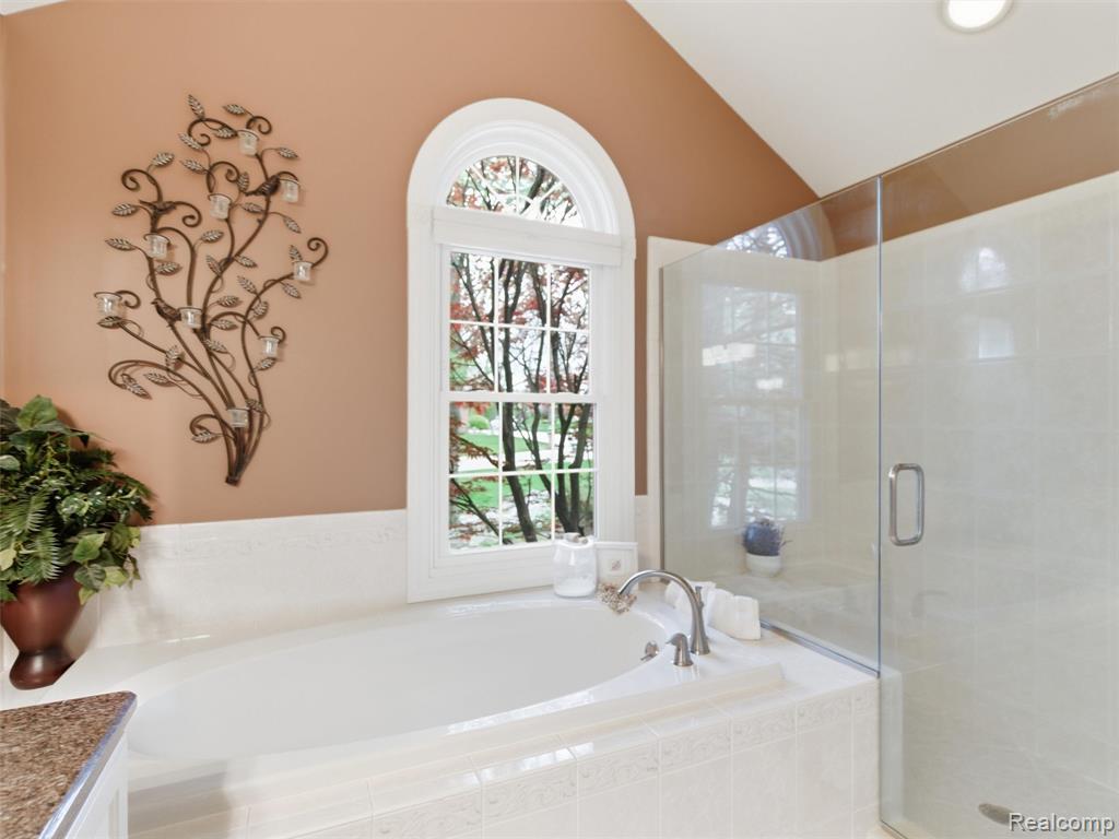 3874 Kaeleaf Road Lake Orion, MI 48360 - Photo 26 of 57 Gallery Image 26