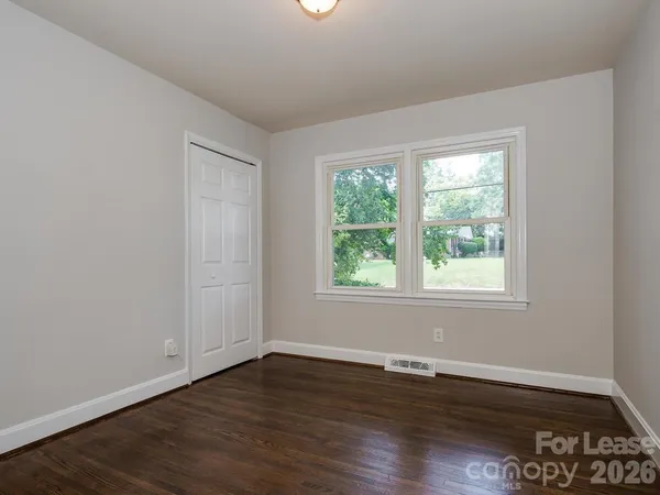 $2,100 | 6827 Woodstream Drive, Charlotte, NC 28210