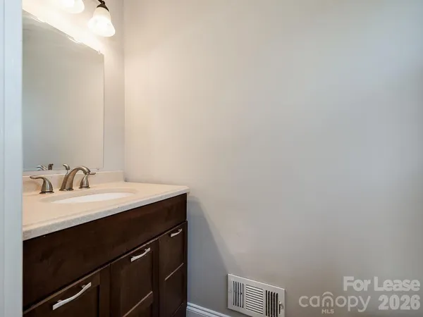 $2,100 | 6827 Woodstream Drive, Charlotte, NC 28210