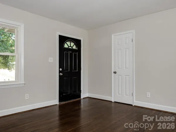 $2,100 | 6827 Woodstream Drive, Charlotte, NC 28210