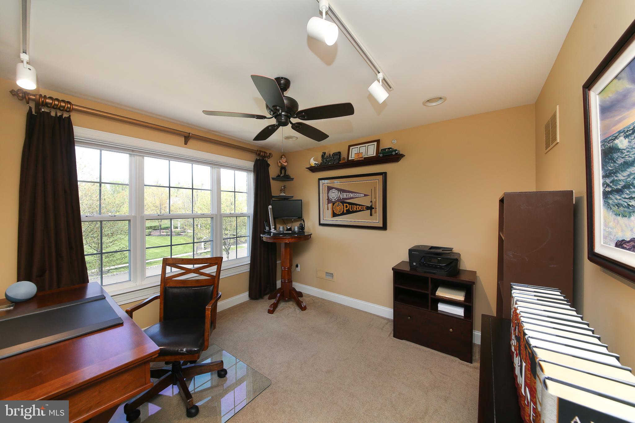 3830 Springtown Road Furlong, PA 18925 - Photo 18 of 48 Primary Bedroom Sitting Area