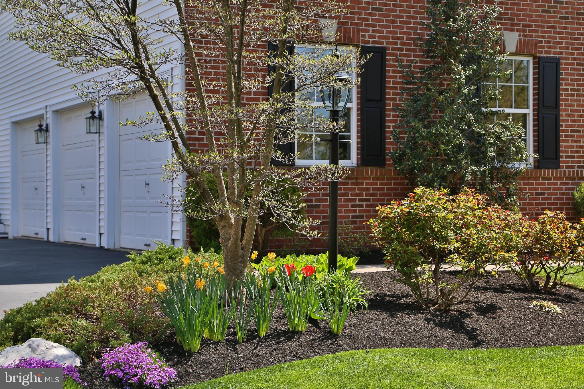 3830 Springtown Road Furlong, PA 18925 - Photo 38 of 48 Lanscaping