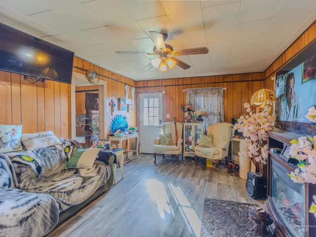 $184,000 | 607 6th Street, Craigmont, ID 83523