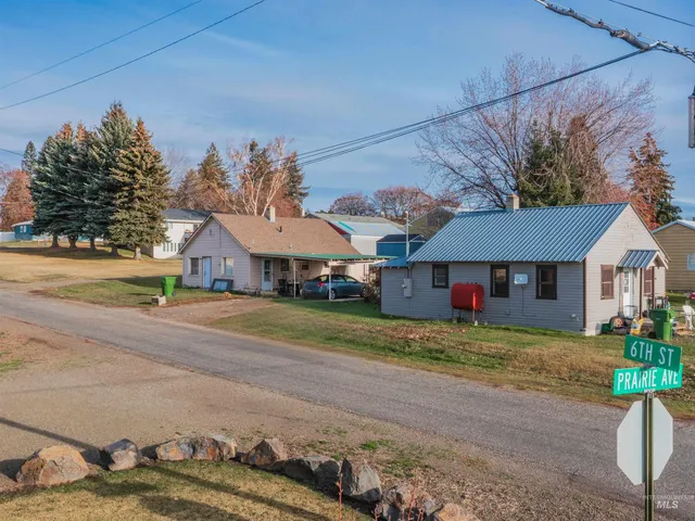 $184,000 | 607 6th Street, Craigmont, ID 83523