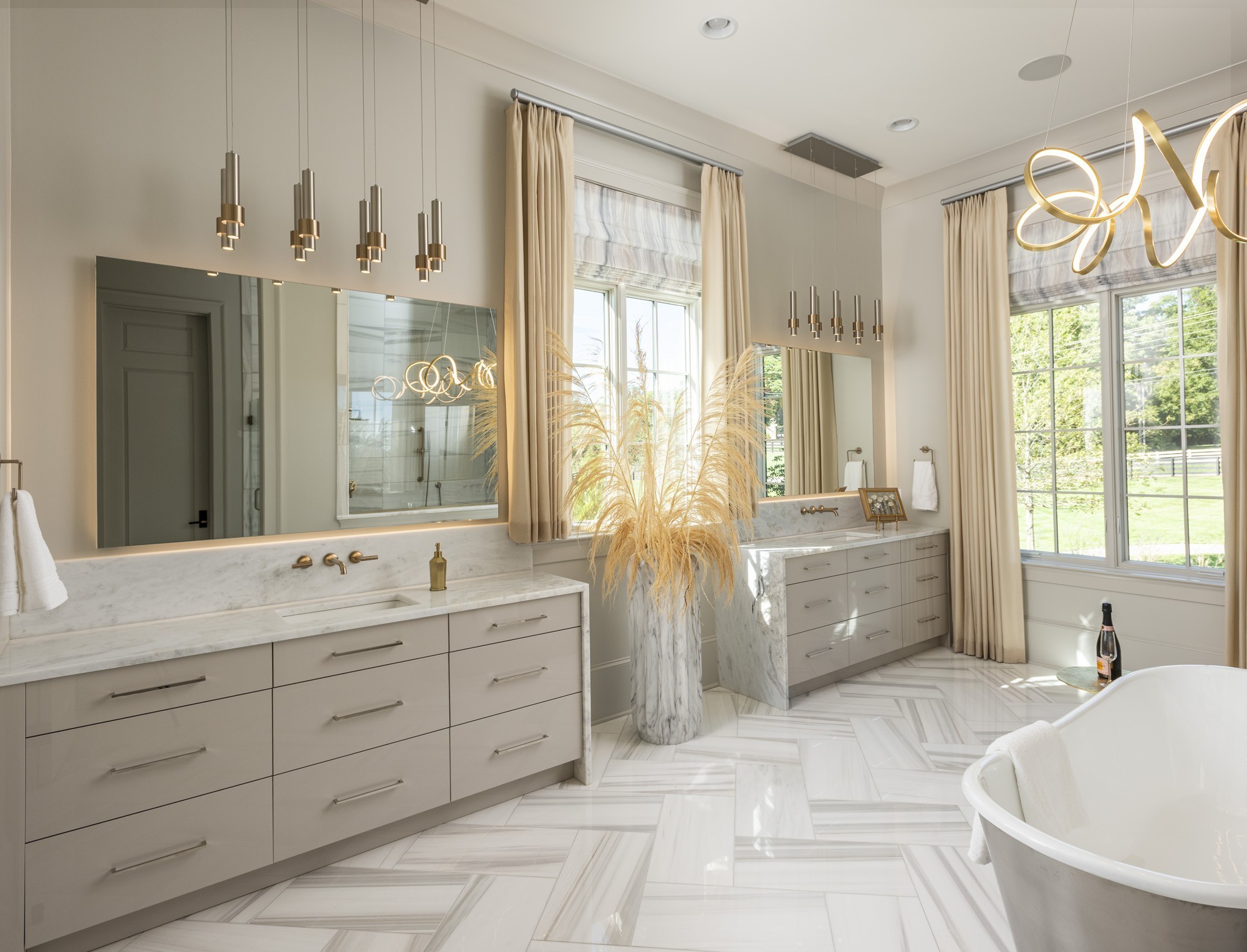 1561 Sunset Road Brentwood, TN 37027 - Photo 20 of 56 a spacious bathroom with a tub sink and mirror