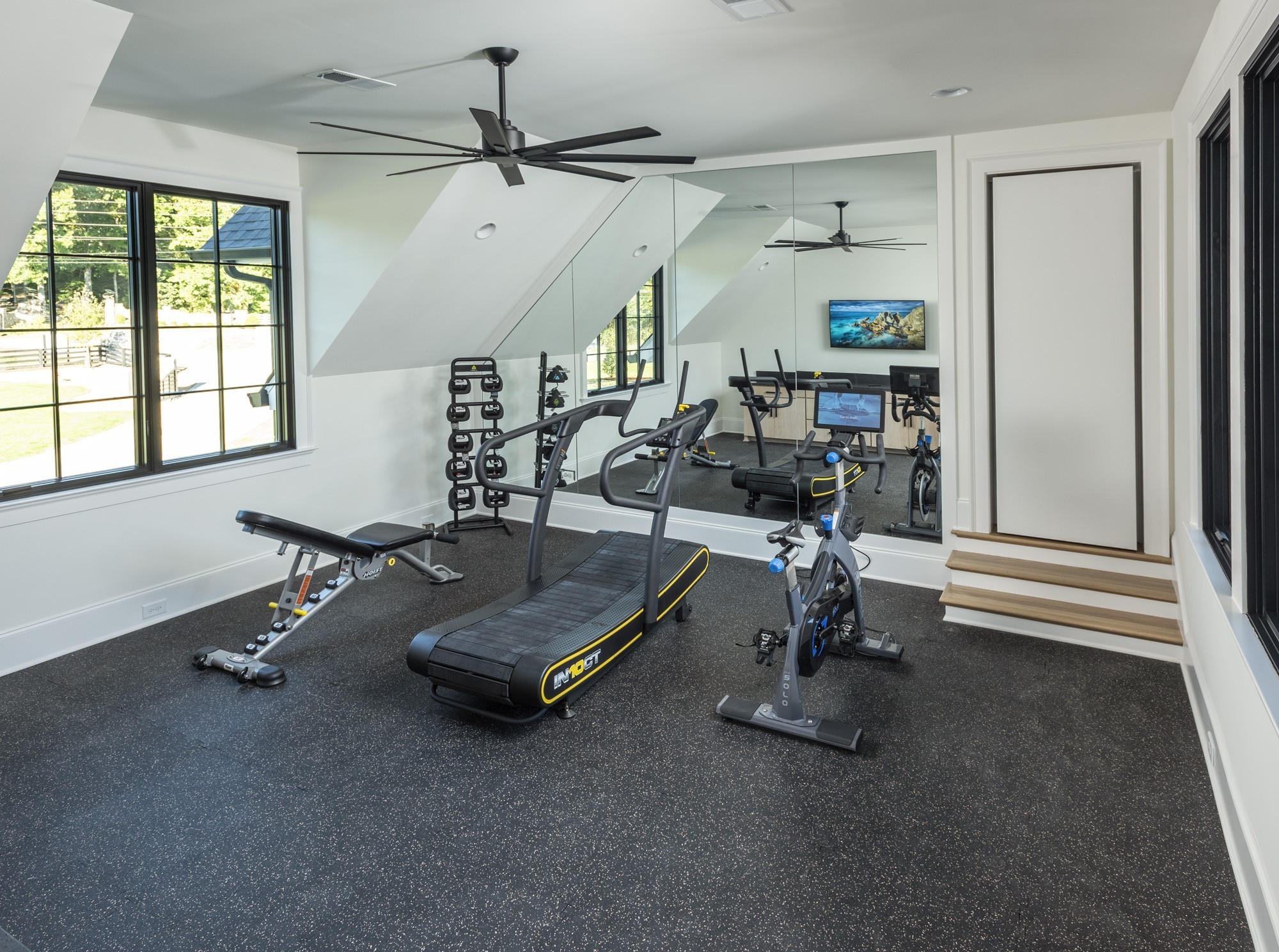 1561 Sunset Road Brentwood, TN 37027 - Photo 39 of 56 a room with gym equipment and a window