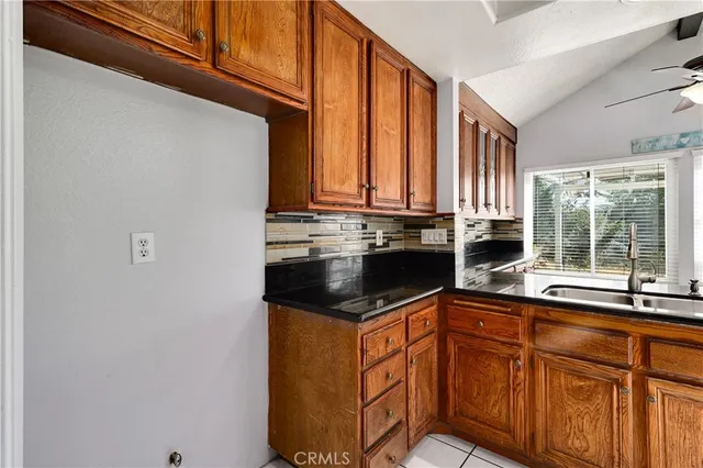 $950,000 | 10 Bluff Point Circle, Phillips Ranch, CA 91766