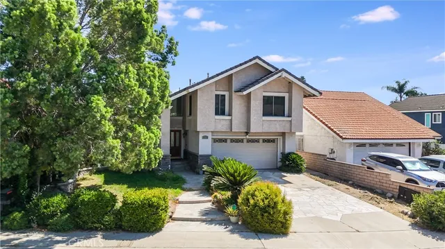 $950,000 | 10 Bluff Point Circle, Phillips Ranch, CA 91766