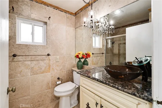 $950,000 | 10 Bluff Point Circle, Phillips Ranch, CA 91766