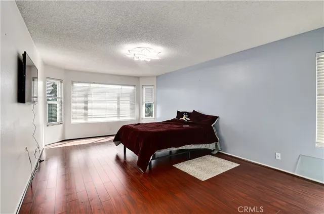 $950,000 | 10 Bluff Point Circle, Phillips Ranch, CA 91766