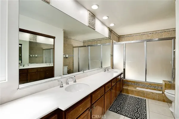 $945,000 | 10 Bluff Point Circle, Phillips Ranch, CA 91766