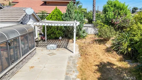 $945,000 | 10 Bluff Point Circle, Phillips Ranch, CA 91766
