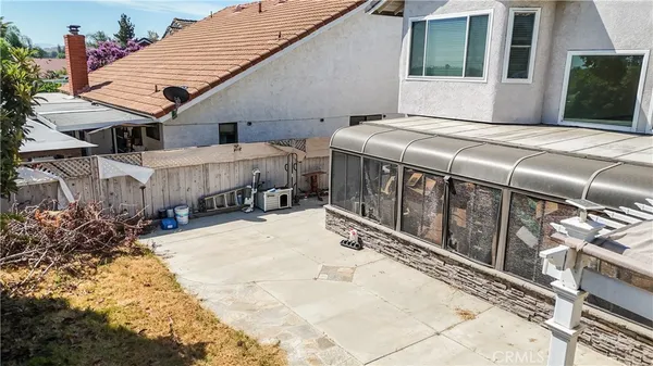 $945,000 | 10 Bluff Point Circle, Phillips Ranch, CA 91766