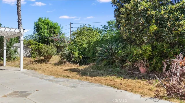 $950,000 | 10 Bluff Point Circle, Phillips Ranch, CA 91766