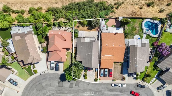 $945,000 | 10 Bluff Point Circle, Phillips Ranch, CA 91766