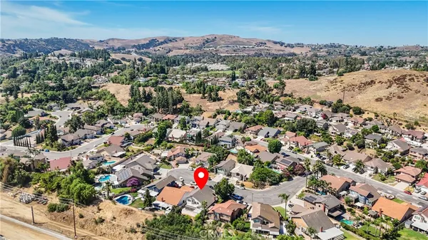 $945,000 | 10 Bluff Point Circle, Phillips Ranch, CA 91766