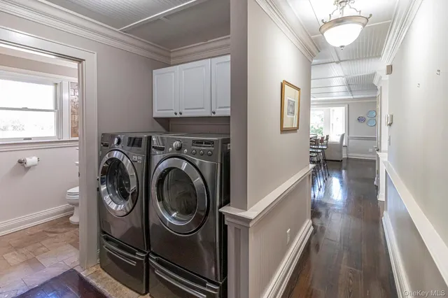 $1,199,999 | 6 Bayview Terrace, Hampton Bays, NY 11946