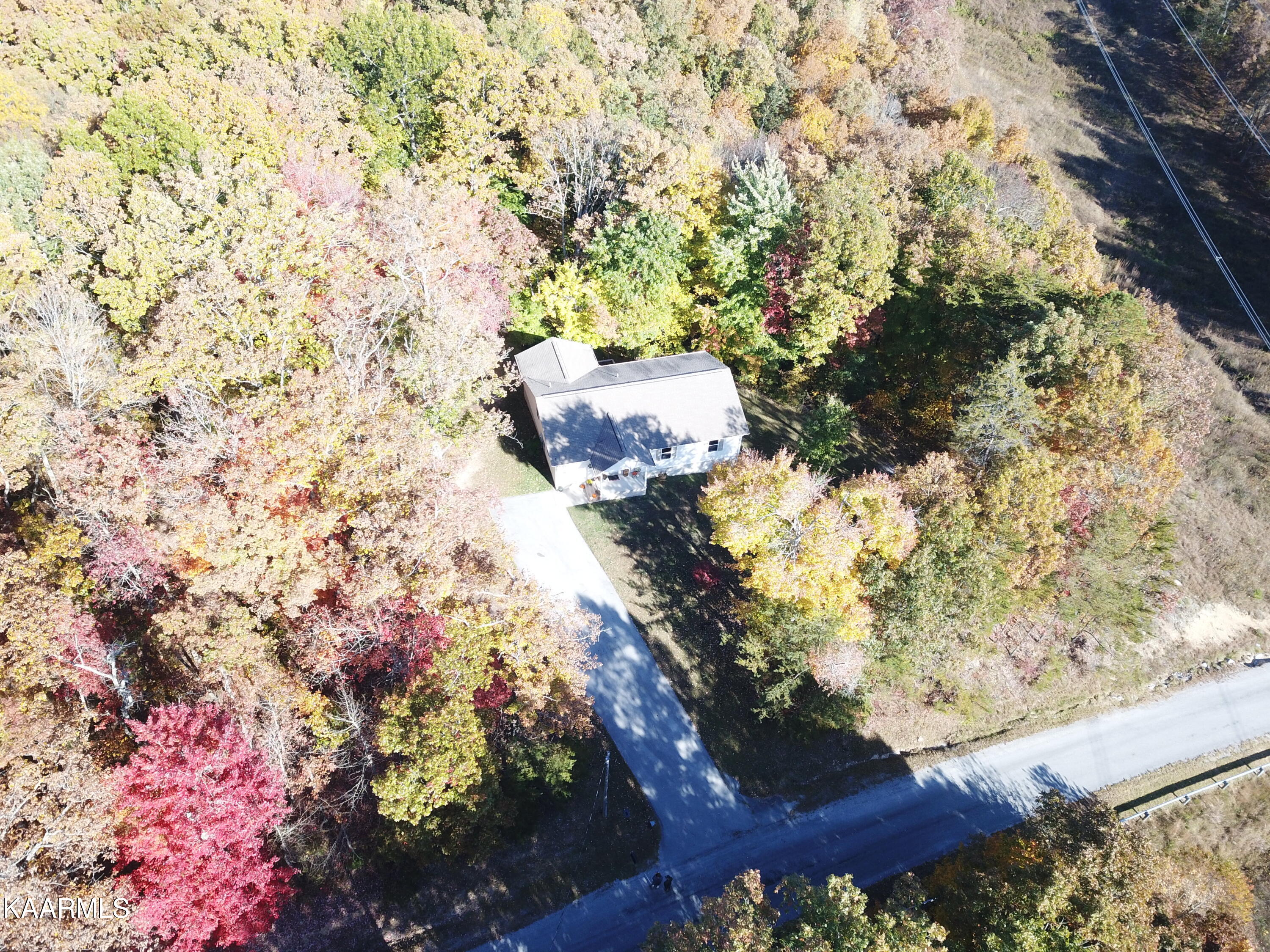 505 T Road Monterey, TN 38574 - Photo 34 of 38 DJI_0050