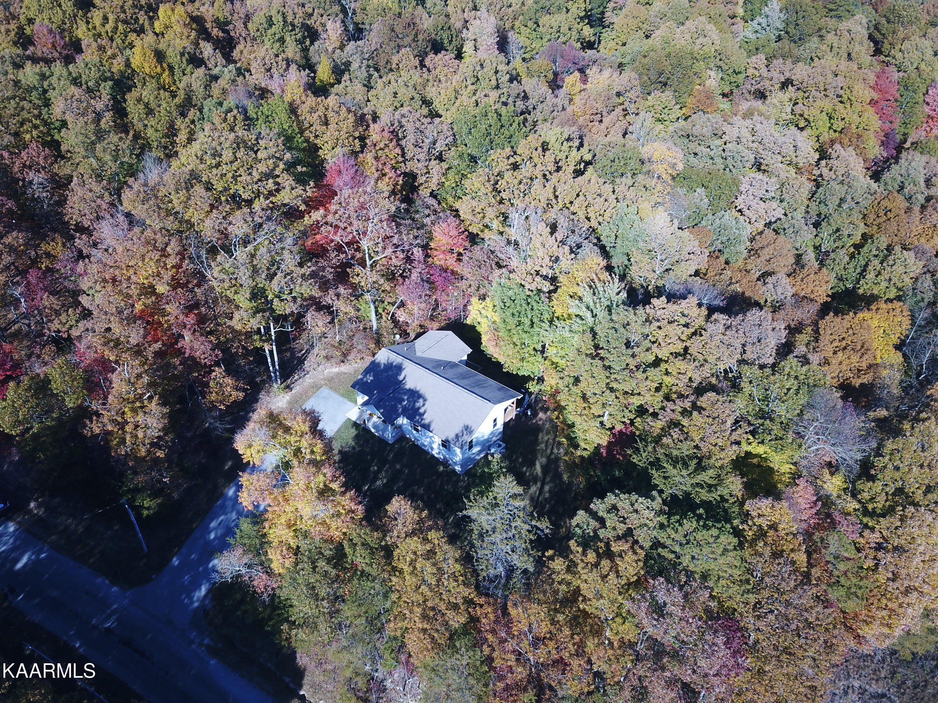 505 T Road Monterey, TN 38574 - Photo 35 of 38 DJI_0052