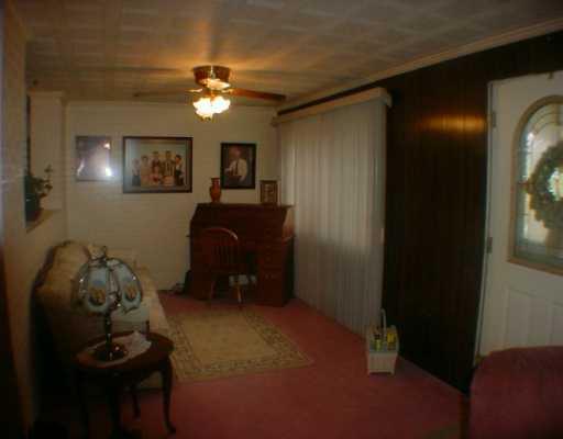 201 Greenfield Road Derry, PA 15627 - Photo 4 of 5 Den/Family/Great Room.