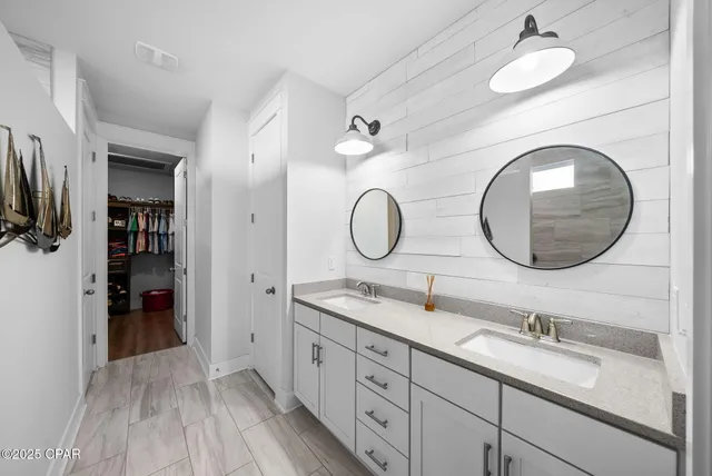 $575,000 | 1401 North Discovery Loop, Panama City, FL 32405