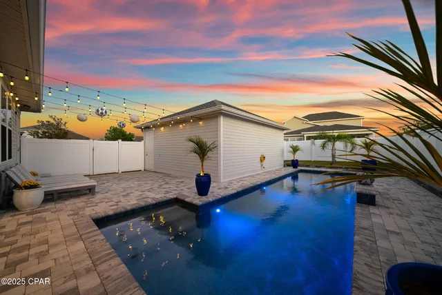 $575,000 | 1401 North Discovery Loop, Panama City, FL 32405