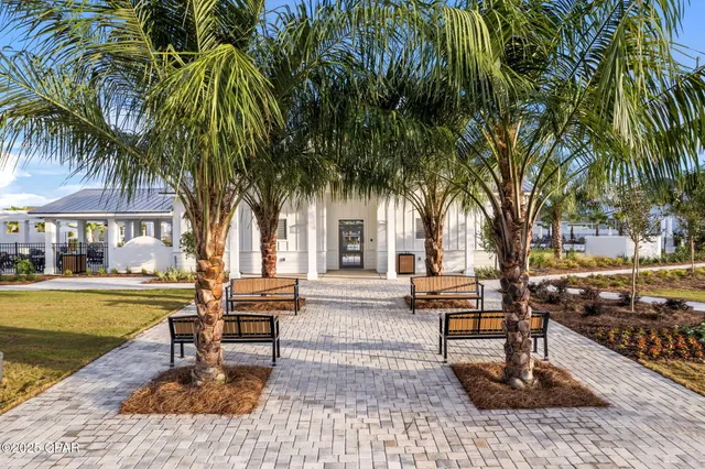 $575,000 | 1401 North Discovery Loop, Panama City, FL 32405