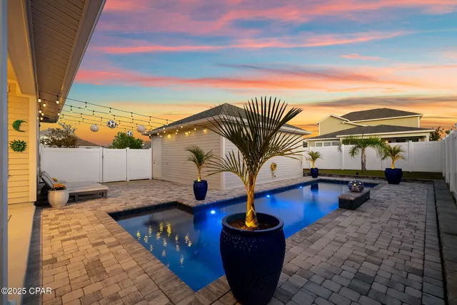 $575,000 | 1401 North Discovery Loop, Panama City, FL 32405