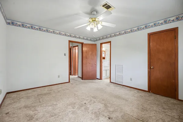 $279,000 | 715 West League City Parkway, League City, TX 77573