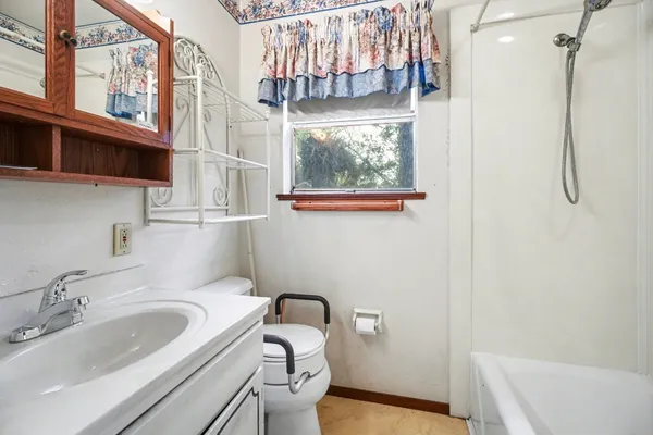 $279,000 | 715 West League City Parkway, League City, TX 77573