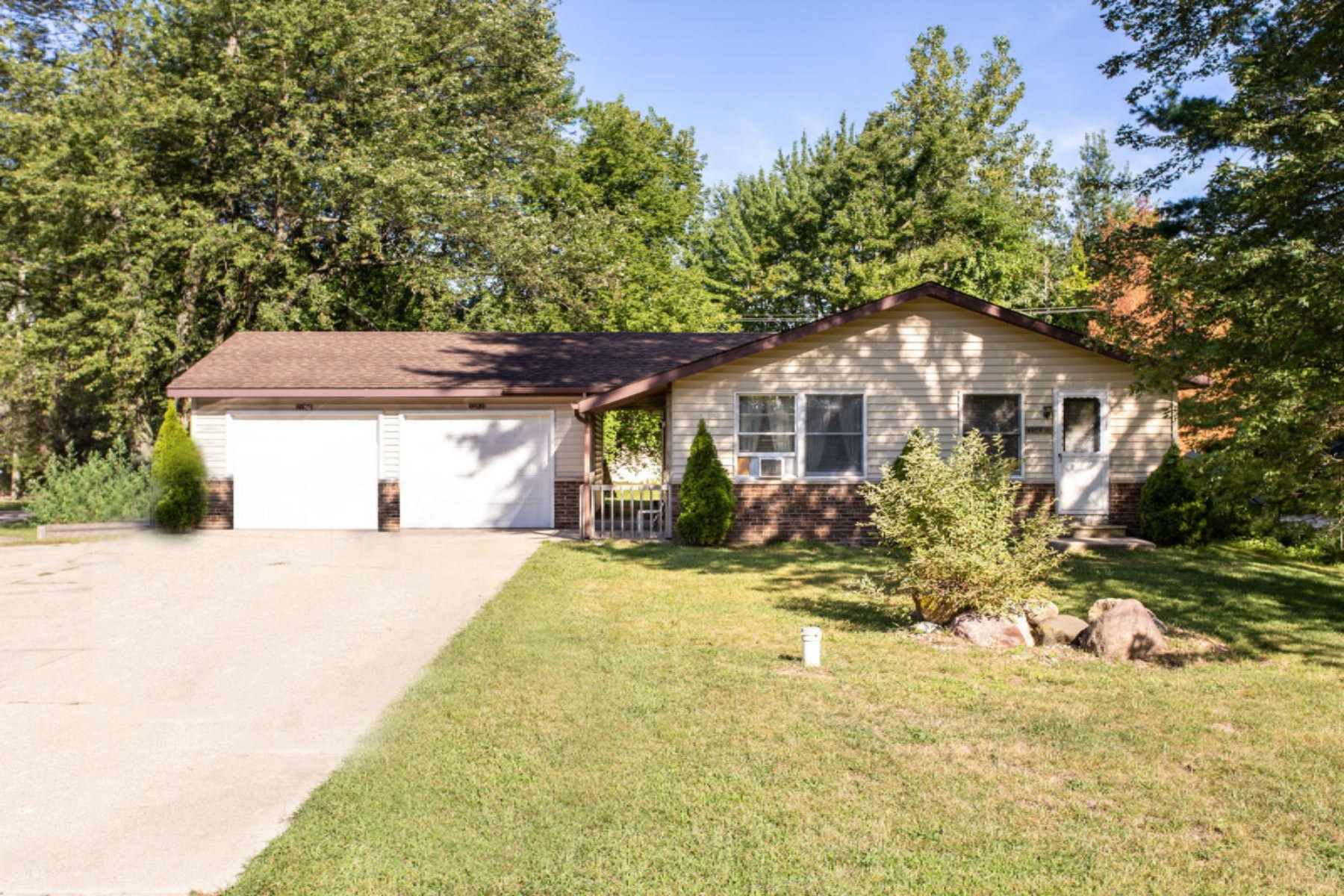 4154 Fillmore Road Holland, MI 49423 - Photo 1 of 12 1