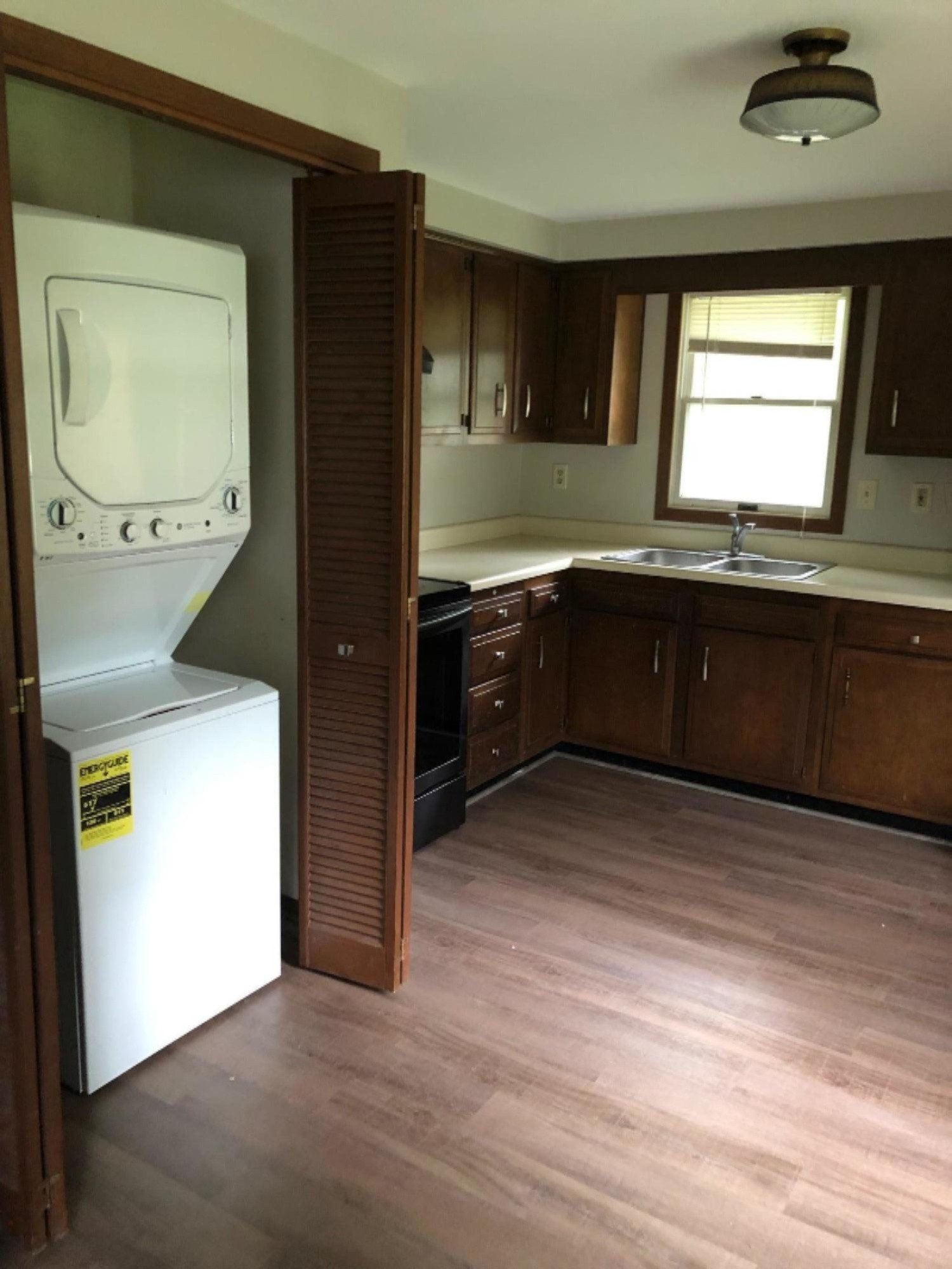 4154 Fillmore Road Holland, MI 49423 - Photo 7 of 12 7