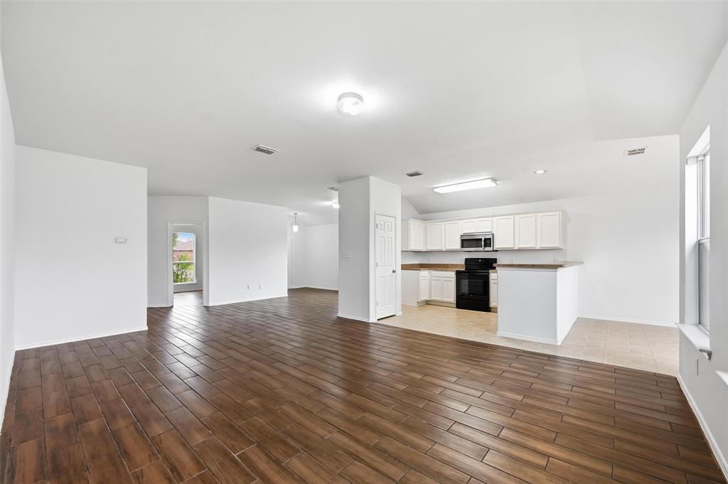 117 Robin Lane Forney, TX 75126 - Photo 4 of 26