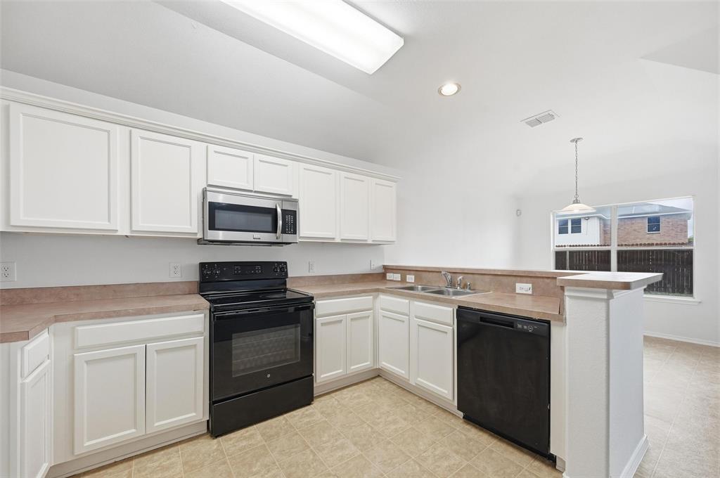 117 Robin Lane Forney, TX 75126 - Photo 5 of 26