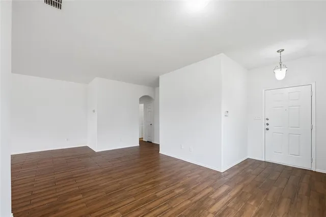 $2,800 | 117 Robin Lane, Forney, TX 75126