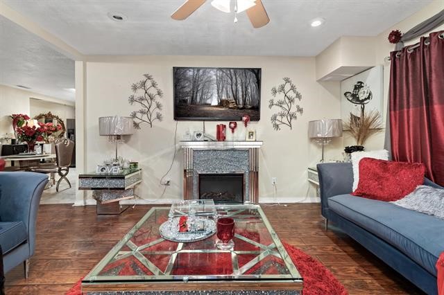 8155 San Diego Street Beaumont, TX 77708 - Photo 9 of 21