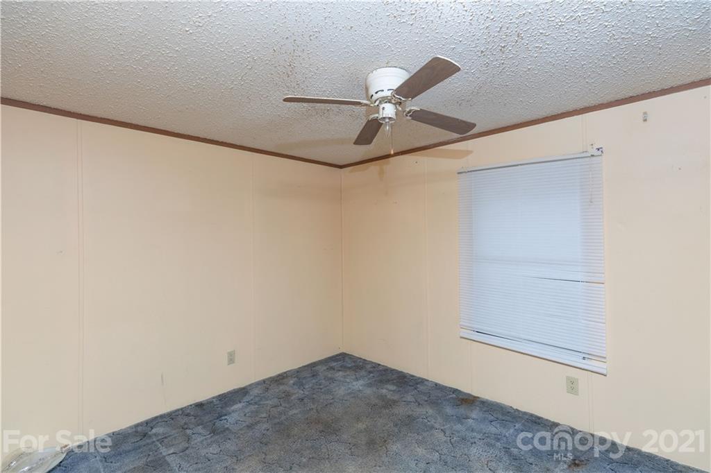 1581 Goings Road Chester, SC 29706 - Photo 13 of 27 an empty room with a window