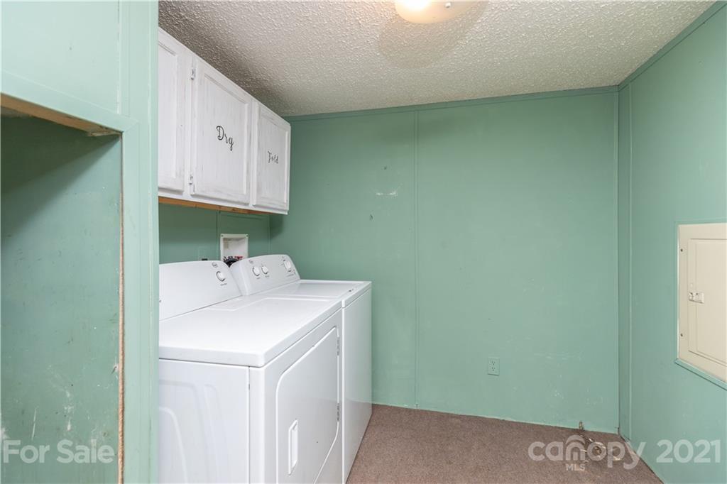 1581 Goings Road Chester, SC 29706 - Photo 16 of 27 a utility room with a sink washer and dryer