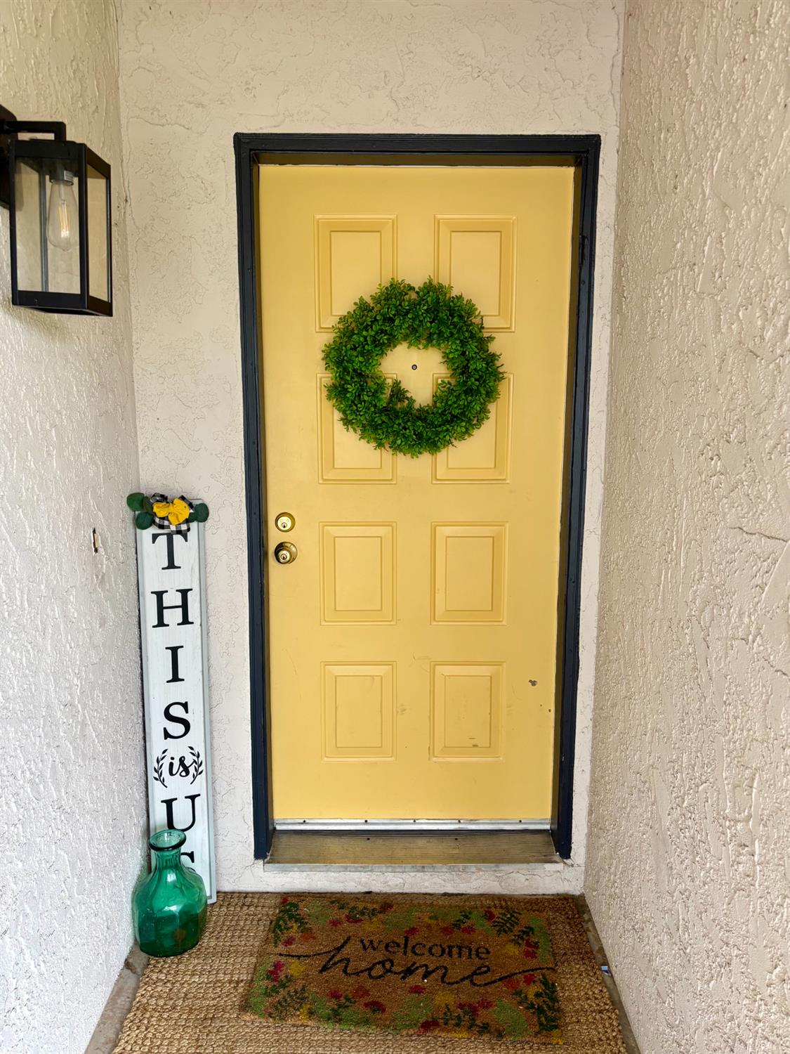 212 Jubilee Way Rio Linda, CA 95673 - Photo 2 of 23