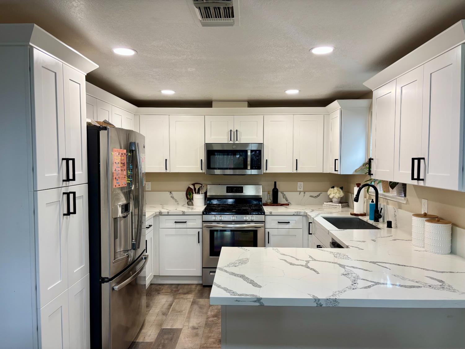 212 Jubilee Way Rio Linda, CA 95673 - Photo 5 of 23