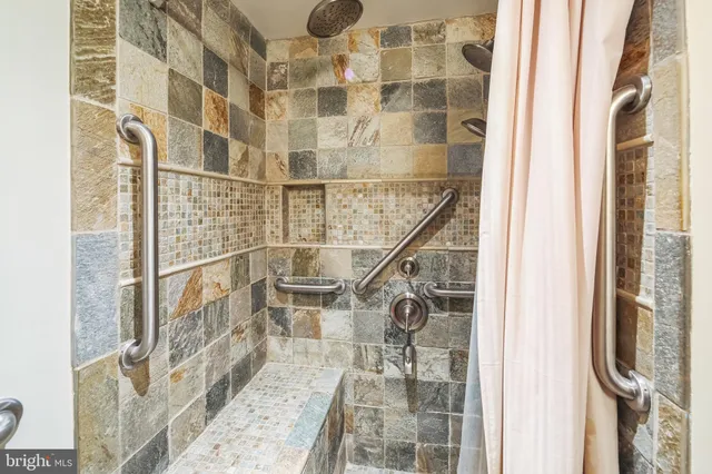 $2,300 | 1804 Mountainview Drive, Unit 1804, Chesterbrook, PA 19087