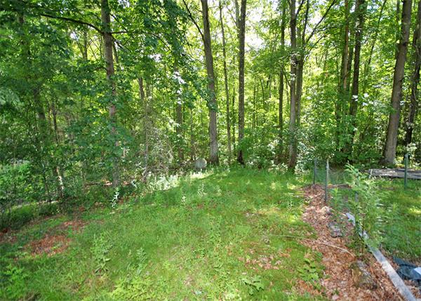 130 NW Road Westfield, MA 01085 - Photo 5 of 6 Gallery Image 5