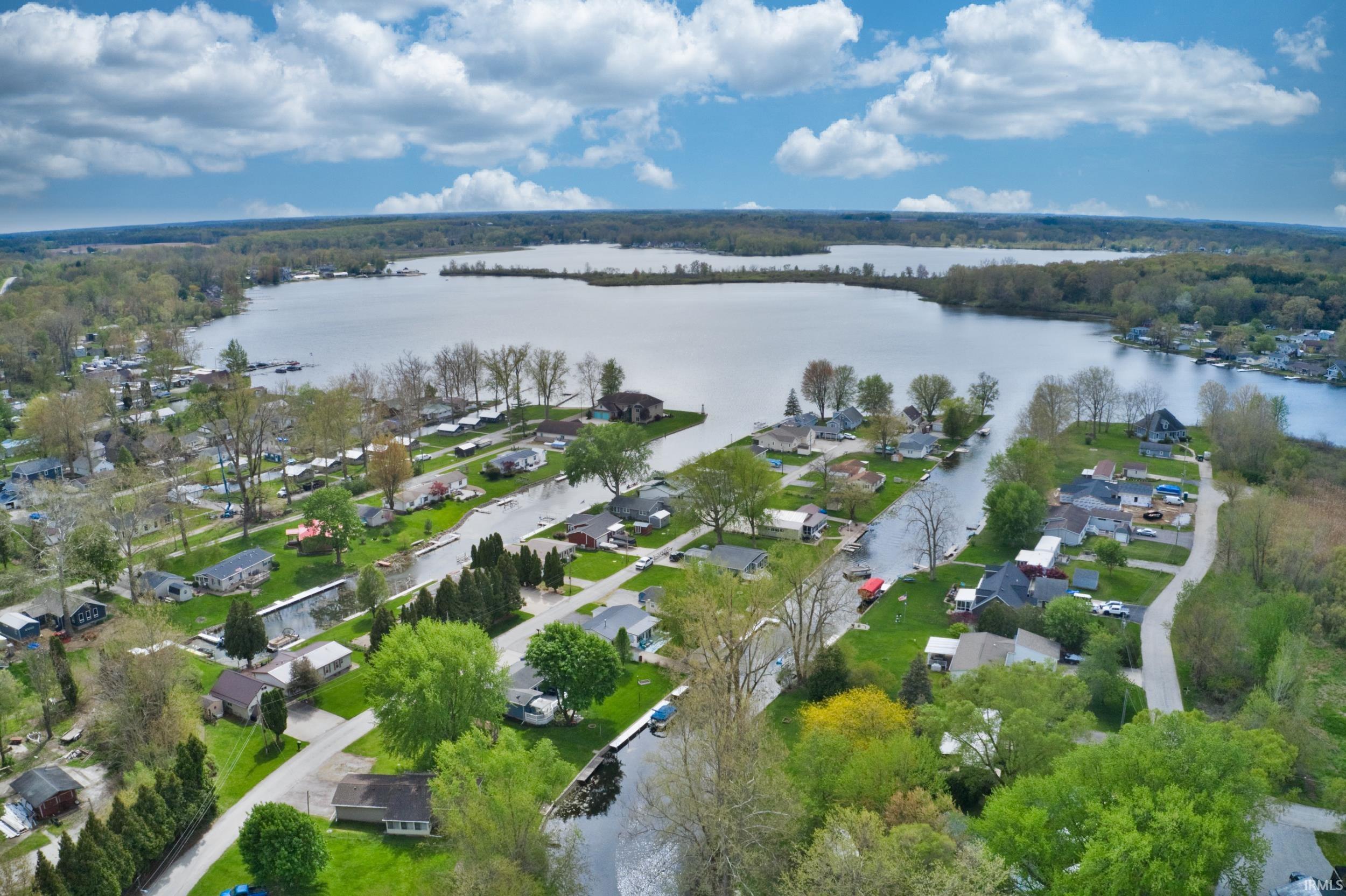 3619 North St Road Pierceton, IN 46562 - Photo 4 of 27