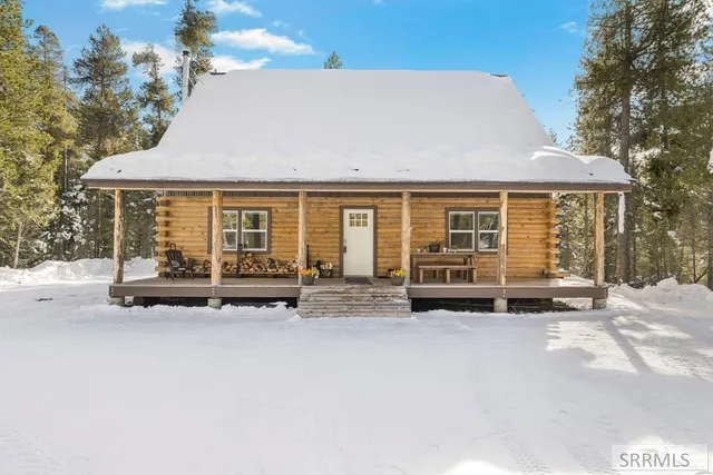 $799,000 | 4178 Forestview Drive, Island Park, ID 83429