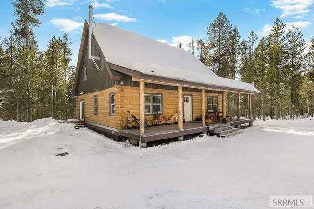 $799,000 | 4178 Forestview Drive, Island Park, ID 83429