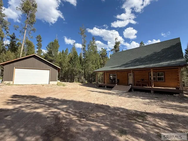 $799,000 | 4178 Forestview Drive, Island Park, ID 83429