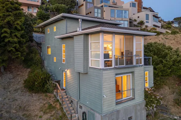 $4,900 | 345 Pacific Avenue, Richmond, CA 94801