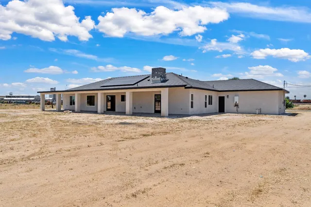 $800,000 | 21035 Forest Glen Road, Madera, CA 93638